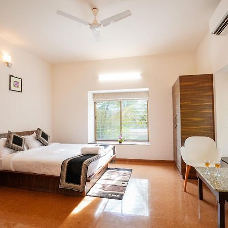 White Coco House 4Bhk Villa Nashik Esterno foto