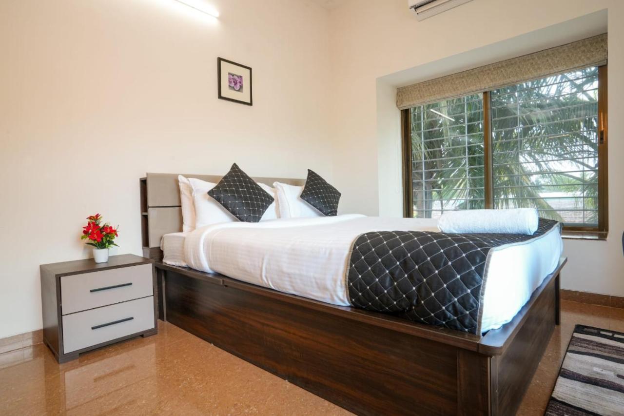 White Coco House 4Bhk Villa Nashik Esterno foto